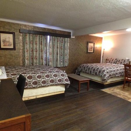 Galaxy Motel St. Paul Экстерьер фото